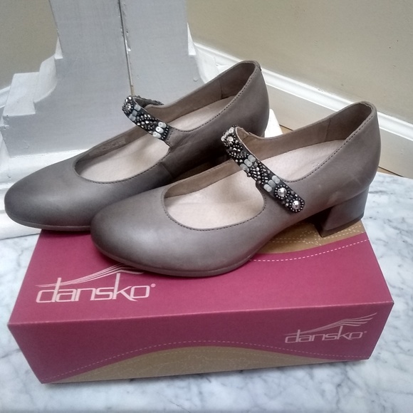 dansko pearlina pump